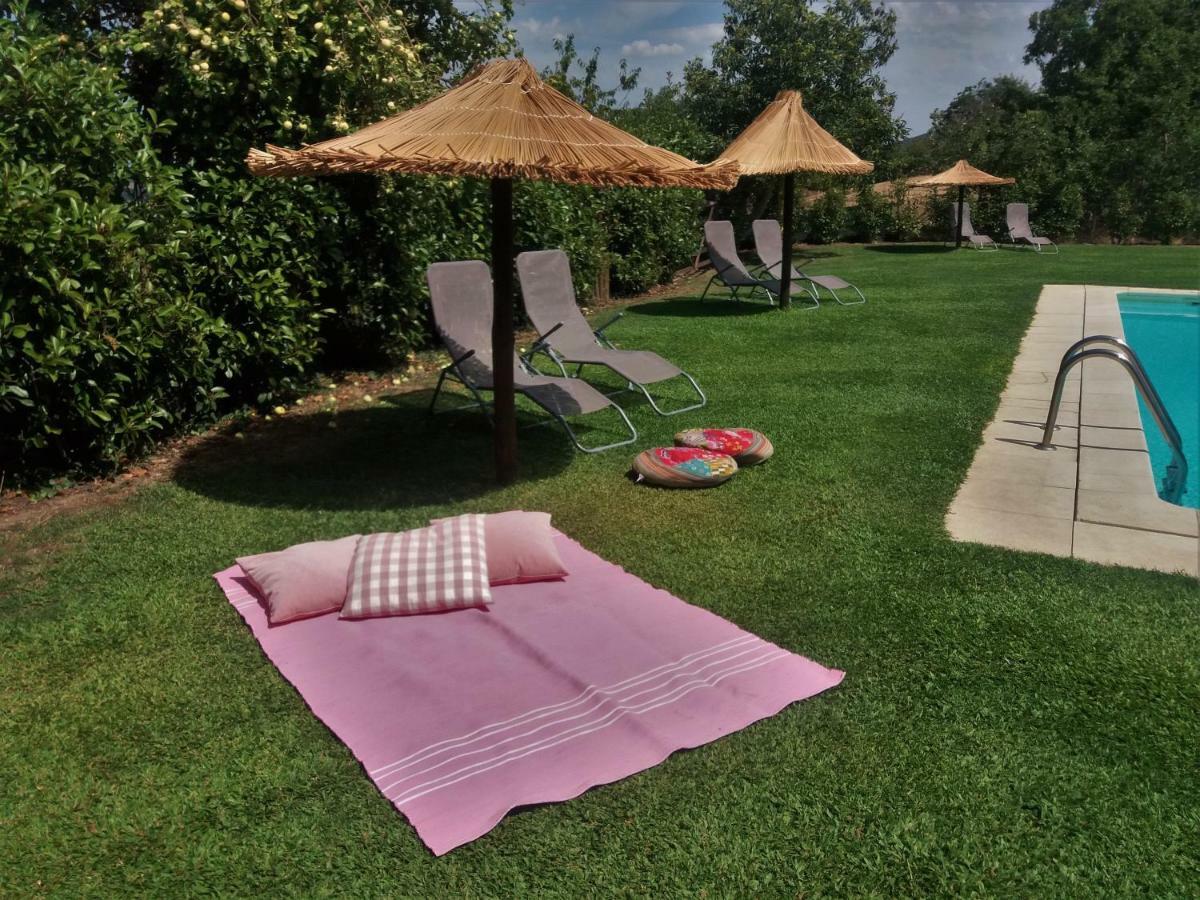 Glamping Hills 호텔 Santa Comba de Rossas 외부 사진