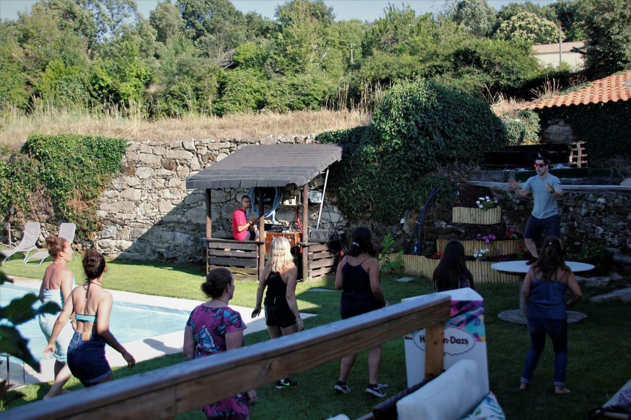 Glamping Hills 호텔 Santa Comba de Rossas 외부 사진